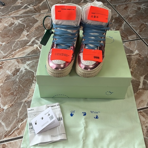 OFF-WHITE Off-Court 3.0 High
White Metallic Pink (Women's) (FW22) - Picture 2 of 5